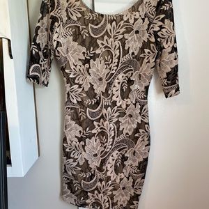 Embroidered bodycon dress